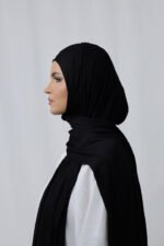 Premium Bamboo Jersey  Hijab - Black – Image 4