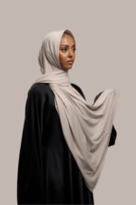 Premium jersey fait main  hijab Diamond  - Pearl beige – Image 2